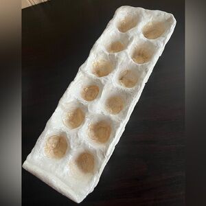 Ceramic clay White and Gold Egg Tray